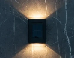 4 appliques solaire d'extérieur bidirectionnelles Carasau noir IP44 1lm