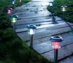 8 balises solaires à piquer RGB IP44 chrome