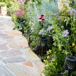 4 piques solaire LED intégrée Gretita noir 2lm 0,015W IP44 blanc chaud New Garden