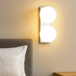 ALPINALUZ Applique Murale Double Sphère en Verre Opale et Base Rectangulaire Chromée, E27