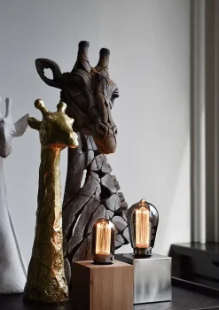 Ampoule LED Crown Tube Glassfib noir dimmable E27 Tube ⌀ 4,5cm 40lm 3,5W blanc chaud Calex