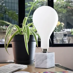 Ampoule LED déco éclairante Poire Opaline au verre lacté, culot E27, 24W cons. (185W eq.), 3200 lumens, lumière blanc neutre