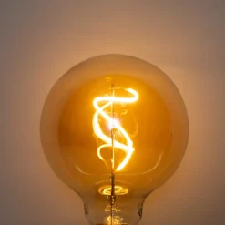 Ampoule LED filament spirale E27 dimmable G95 4W 270lm 2200K