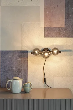 Applique design noir mat 3 boules de verre - Boite à design