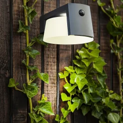 Applique d'extérieur à energie solaire à detecteur de mouvement LED intégrée Moon gris anthracite 9,5W 1000lm Lutec