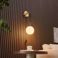 Applique laiton verre blanc avec câble et interrupteur - Robyn