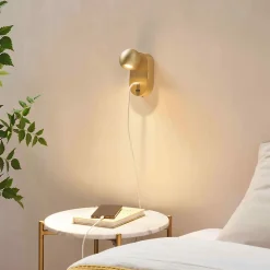 Applique LED dorée chic au style raffiné - Yvan