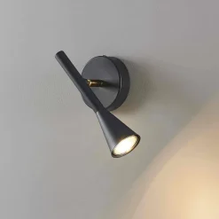 Applique liseuse noire orientable au design moderne - Holen