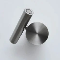 Applique liseuse orientable et dimmable design chromé - Isévia