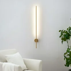 Applique longiligne dorée lumière LED - Mandal