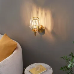 Applique luxueuse métal finition laiton et cristal - Odrina