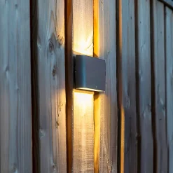 Applique murale extérieure gris foncé 17,5 cm avec LED IP65 - Batt