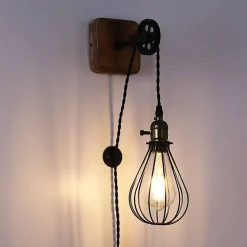 Applique Murale Ferme en Métal avec Cage et Bois Rustique Interrupteur à Câble avec Poulie Élévatrice E27
