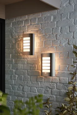 Applique murale Grandy E27 40W IP44 GoodHome gris chrome