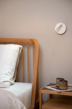 Applique murale intérieur LED rotative rechargeable Jolijn métal blanc IP20 145lm 2W Ø.10,2 cm Lucide