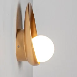 Applique murale moderne en résine de style milieu du siècle avec globe en verre blanc, dôme minimaliste en résine, G9 "NOA"