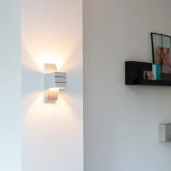 Applique murale moderne en aluminium - Amy