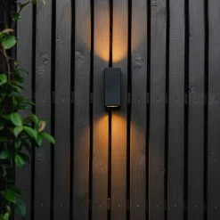 Applique murale moderne noire 2 lumières IP44 - Baleno