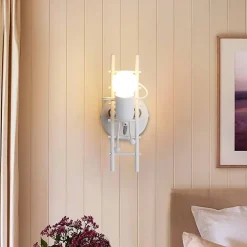 Applique murale Poupée Échelle avec détail en bois et aluminium blanc - Douille E27 lumière vers le haut pour couloir ch