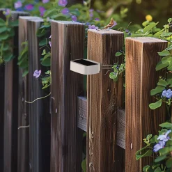 Applique murale solaire LED Alcapower 700 lm IP65 bidirectionnelle avec capteur crépusculaire - 4000K