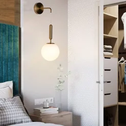 Applique Murale Suspendue Nordique Minimaliste Laiton Doré avec Globe en Verre ATENAS E27 18 cm