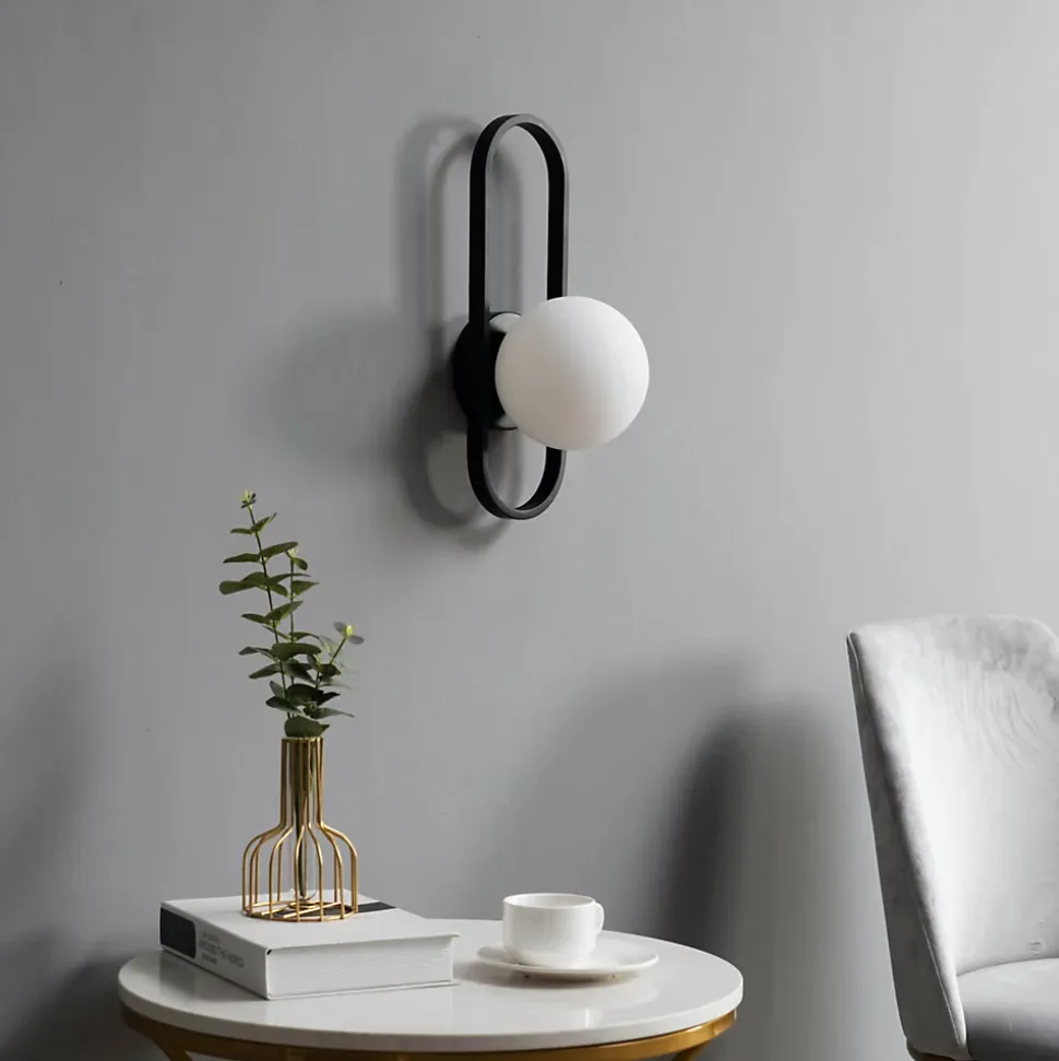 Applique murale vintage noire et verre blanc - Belisto