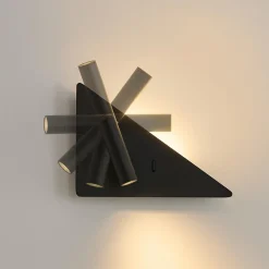Applique noire triangle LED avec liseuse et angle droit à gauche - Elaris Type B