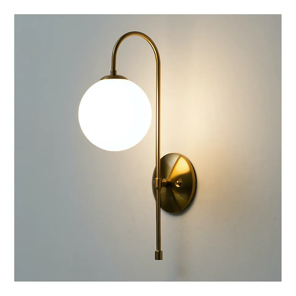 Applique vintage métal doré et verre blanc - Oriol