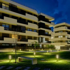 Borne d'éclairage LED de jardin ASLO luminor HT:70CM 13W 6000K blanc froid IP65