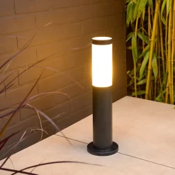 Borne extérieur Hollis taille S noir E27 15W IP44