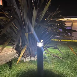 Borne extérieur solaire Orion Lumihome IP44 70/150lm l.7,6 x H.50 x P.9,8 cm