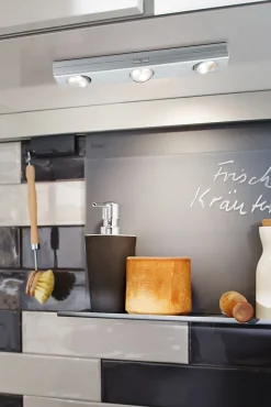 Éclairage sous-meubles LED Pile Jiggle interrupteur inclus 300x60mm 3x22lm 3000K gradable Chrome mat