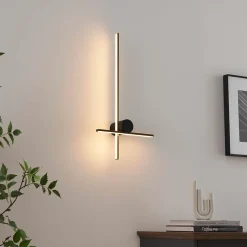 Grande applique design LED entrecroisée noir et laiton - Mallow