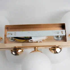 Grande applique dorée expressive avec verres blancs - Ambrosia