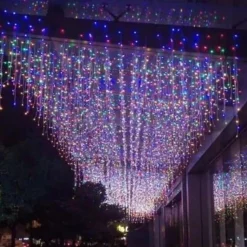 Guirlande LED Rideaux 140LED 220V 3m IP44 8 modes - Multicolore - SILAMP