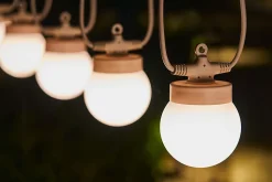 Guirlandes lumineuses LED intégrée Magliano 10 boules IP44 GoodHome blanc 12m