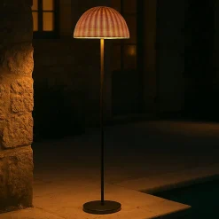 Lampadaire solaire FAROE TALL en polyrotin H160cm