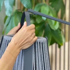 Lampadaire solaire RAYGLOW en corde H176cm