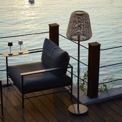 Lampadaire solaire TALL BOHEME en polyrotin H160cm