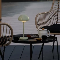 Lampe à poser Astrapia LED tactile vert IP44 Ø13.7 x H.29.8 cm 1.8W GoodHome