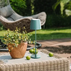 Lampe à poser d'extérieur LED integrée rechargeable USB Kaami vert IP44 2W 310lm Brilliant