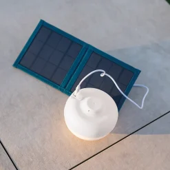 Lampe à poser LED solaire Cherry 900lm 9W IP54 blanc chaud Newgarden rechargeable blanc