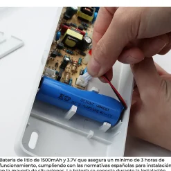 Lampe de secours LED 3W encastrablesurface 265lm Diffuseur PC Résistant Autonomie jusqu'à 3 heures CE