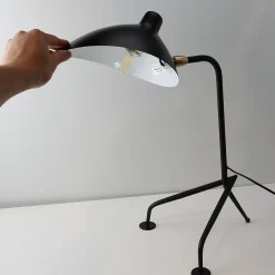 Lampe de Table Design Nordique Noire, Style Moderne pour Bureau, Chambre, E27