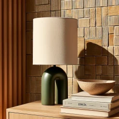 Lampe de table design verte avec abat-jour en lin blanc - Lotti