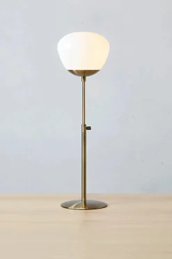 Lampe de table E14, max. 40W, verre opale blanc et laiton antique - Markslöjd - Rise
