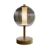 Lampe de table portable à LED en satin doré