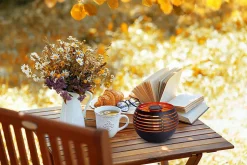 Lampe de table solaire décorative à LED, hauteur 16 cm, pour l'extérieur, en métal noir et en plastique