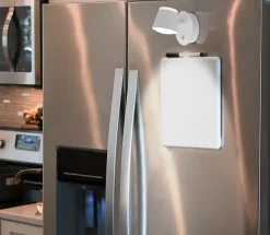 Lampe murale à accu ', env 12 x 14,5 cm, en métal blanc, pour l'intérieur