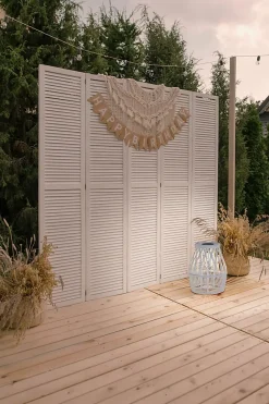 Lampe solaire décorative LED 'Korbinian' pour le jardin et la terrasse en bois et rotin naturel, lampe solaire de 34 cm de haut